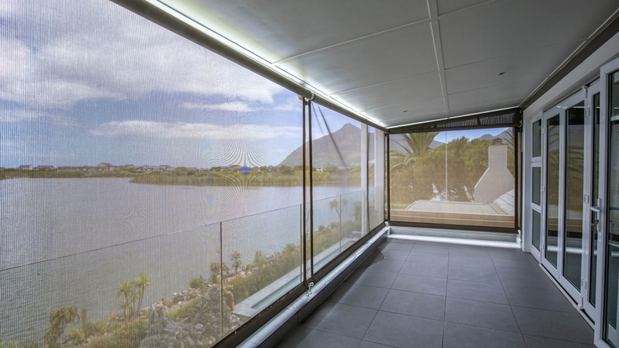 3 Bedroom Property for Sale in Lake Michelle Western Cape